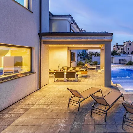 Beautiful In بيت للعطل