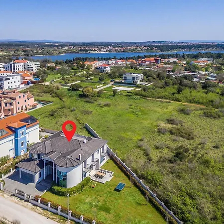 Beautiful In بنجول